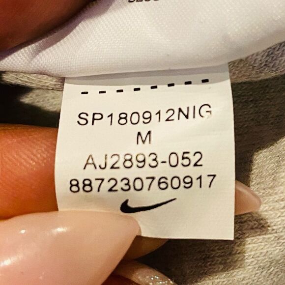 Nike Sportswear Light Gray French Terry Jacket Size Medium - Picture 7 of 8